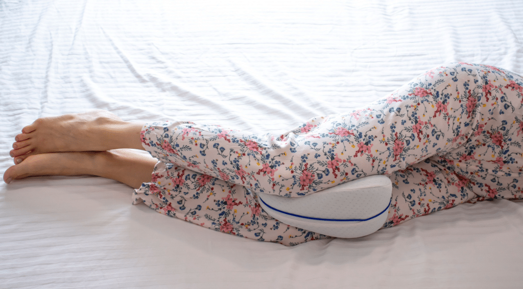 side-sleeping-with-a-pillow-between-your-knee