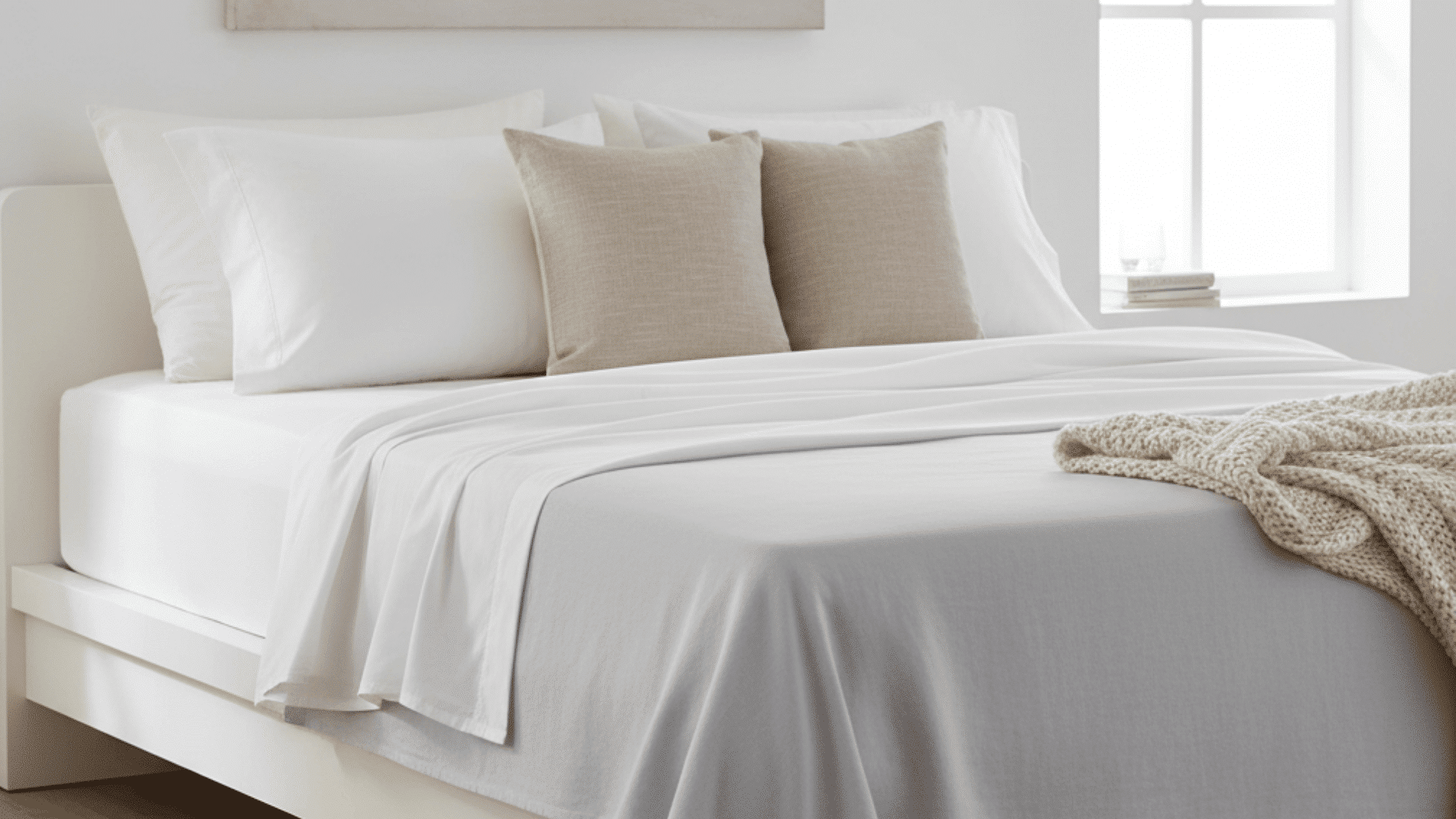 what-Is-a-fitted-sheet-flat-vs-fitted-sheet-guide