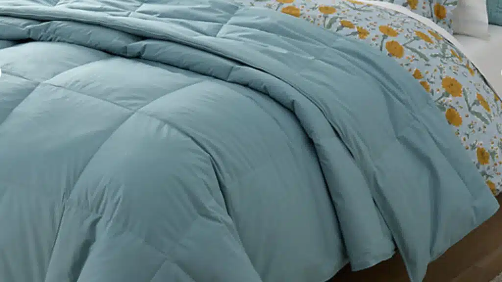 garnet hill essential Down comforter