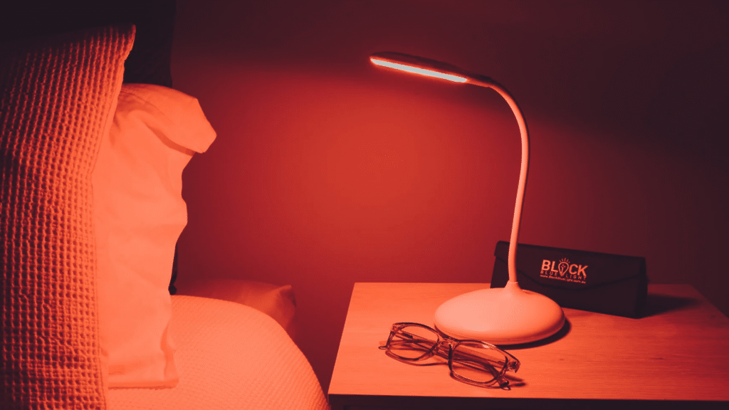 how does red light affect sleep