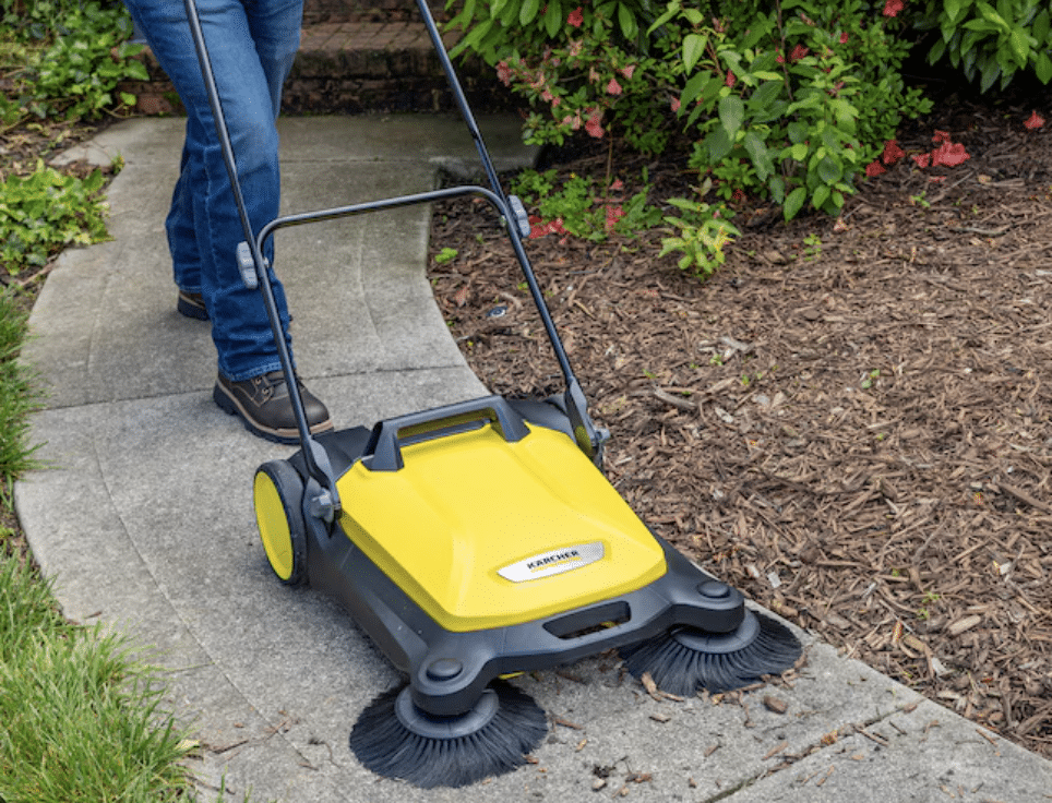 How to Choose the Right Push Sweeper for Your Space