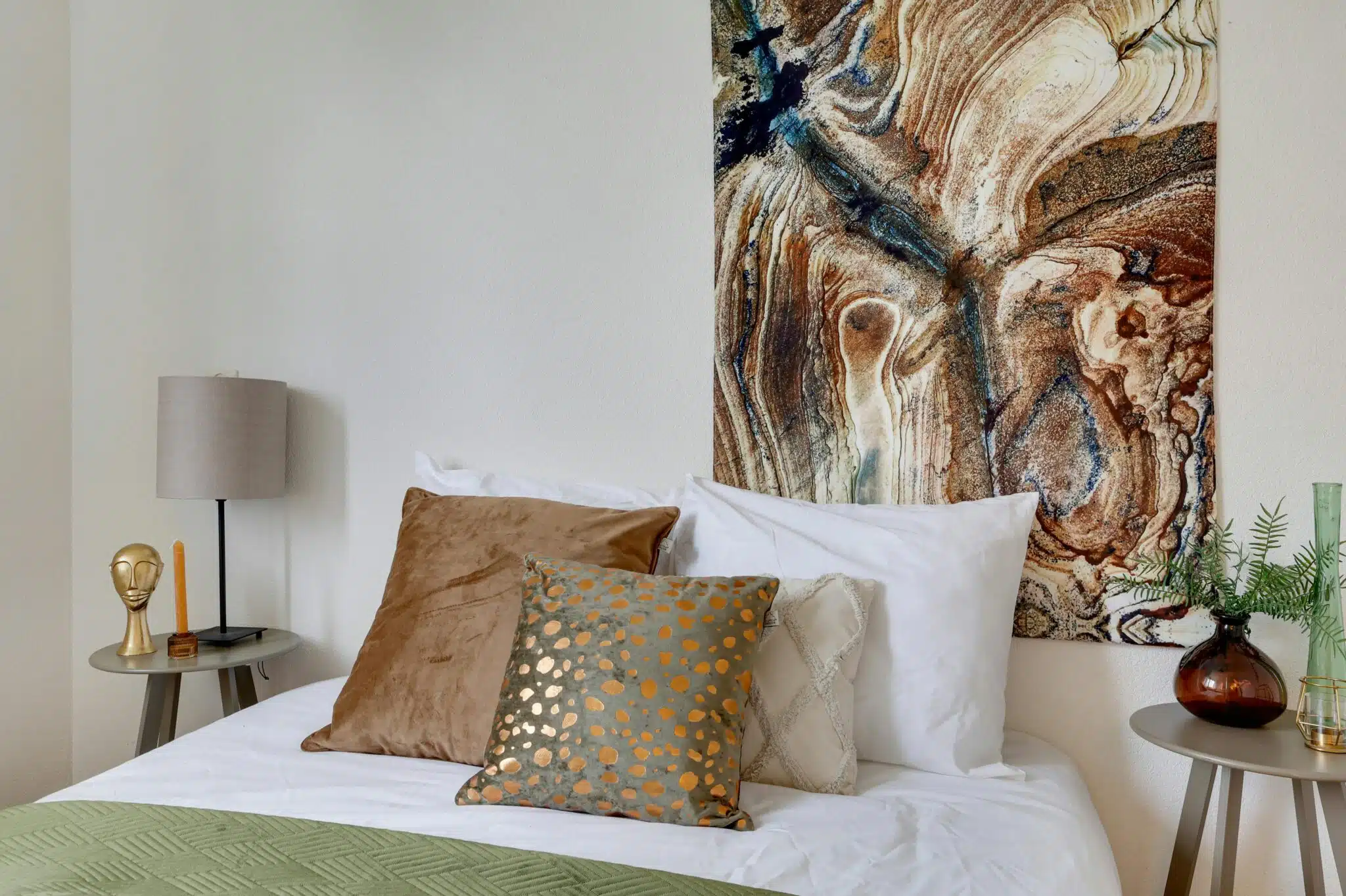 Elevated Head Support Reduces Nasal Passage Blockage