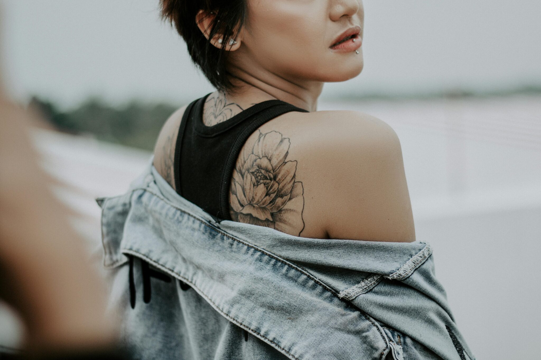 Does Laser Tattoo Removal Hurt? Pain, Results & Myths