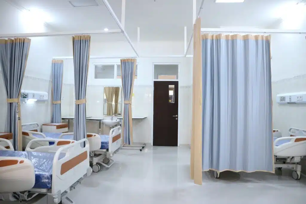 Four Unspoken Hospital Ward Rules You Might Notice During Your Stay