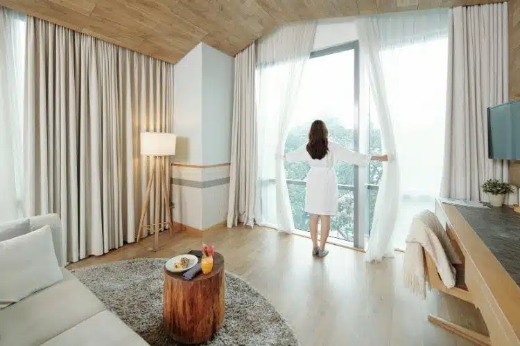 Why Curtains Are Making a Comeback in Modern Interiors
