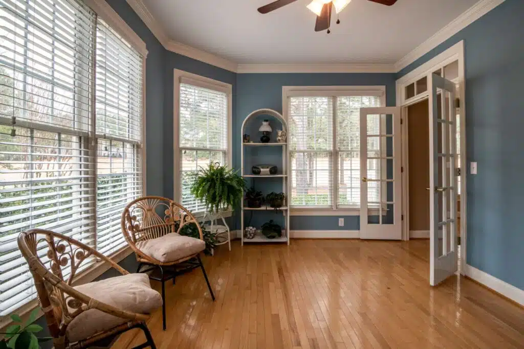 Why Daylighting Design Is Becoming a Priority for Modern Custom Home Builders