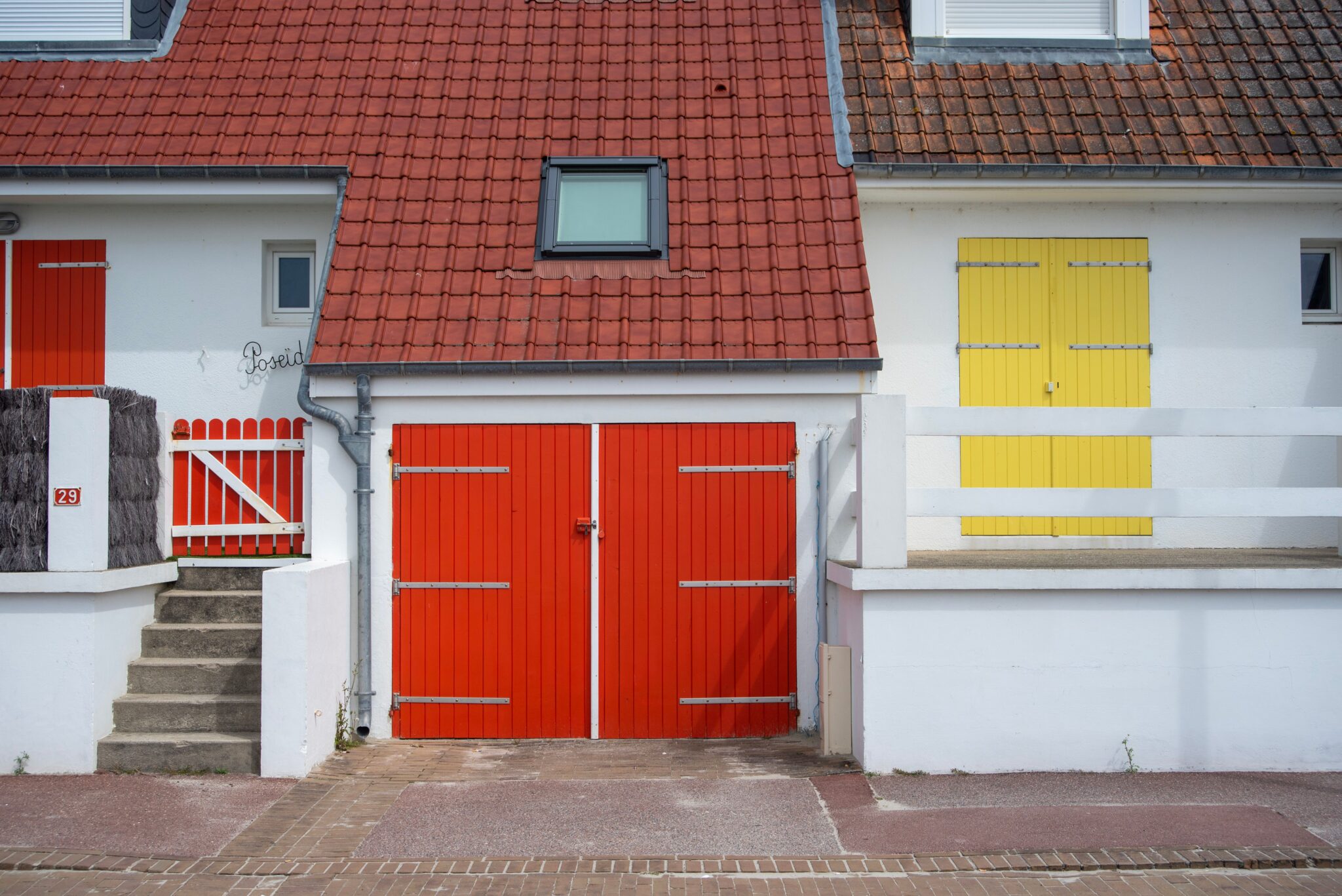 The Complete Guide to Preparing Your Garage Door for Extreme Seasonal Weather