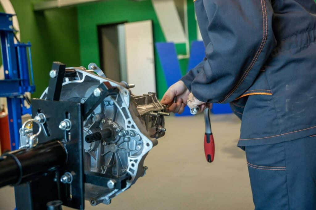 Which Vertical Shaft Engine Is Best for Lawn Mowers?