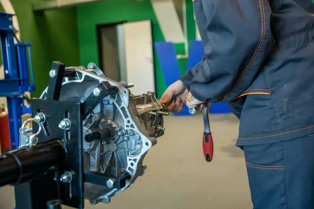 Which Vertical Shaft Engine Is Best for Lawn Mowers?