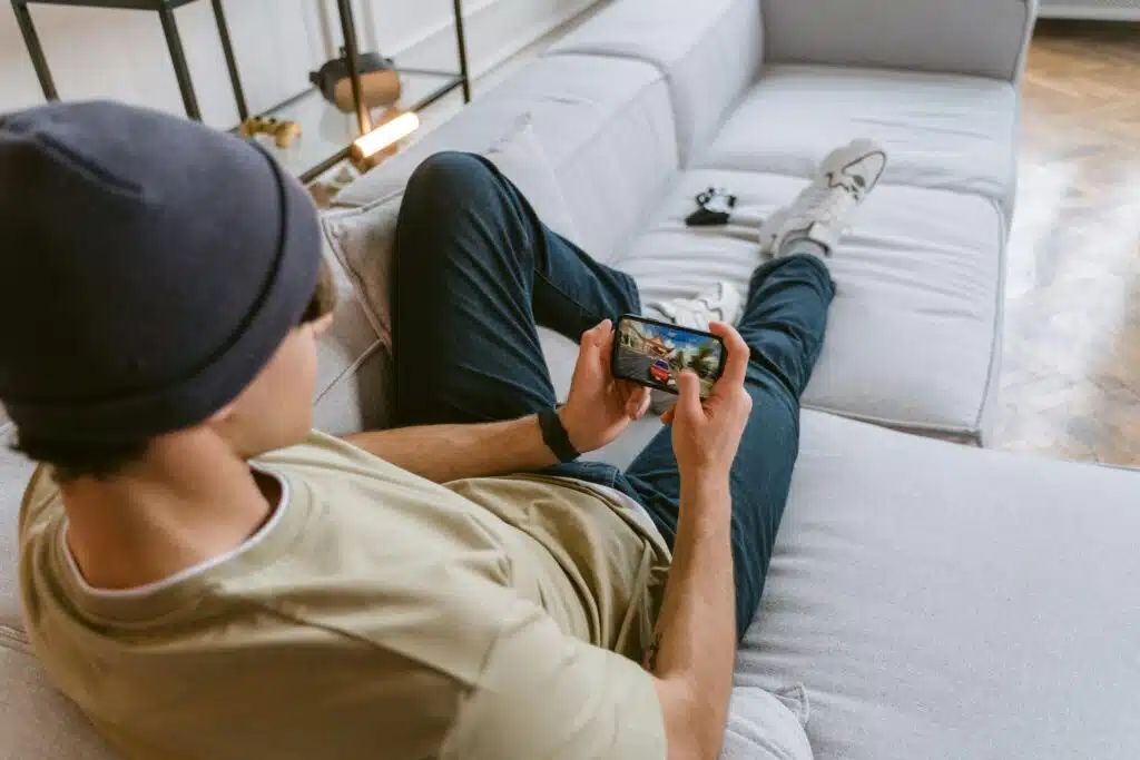 Seven of the most relaxing mobile games to play before bed
