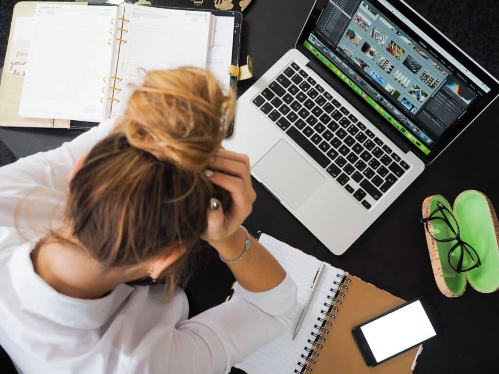 How to Handle Your Last Evening Tasks Without Staring at a Screen