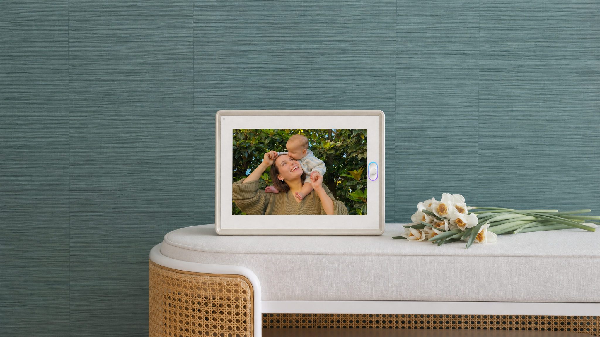 What makes a photo frame feel premium?
